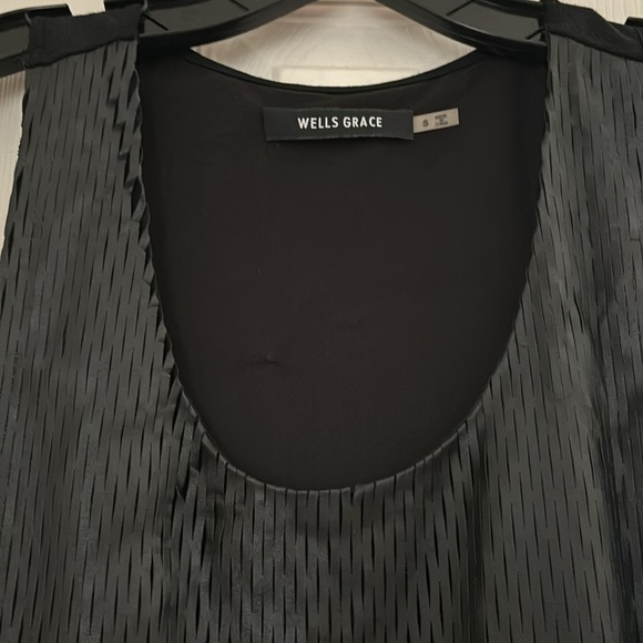 Wells Grace Tank Top - Picture 6 of 6